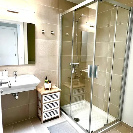 Vacarly Apartman *